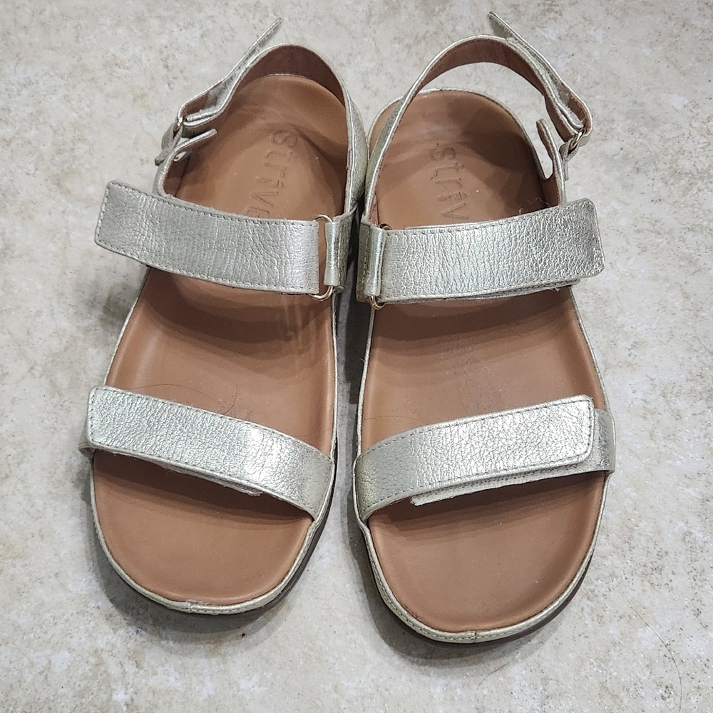 Strive Kona Orthotic Sandals Gold Metallic 9.5/10 US 40.5/41 EU